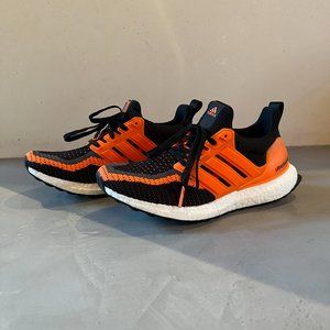 *WORN ONCE* Womens Adidas Ultraboost Running Shoes Sneakers Size 5.5
